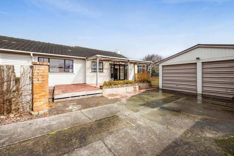 Photo of property in 96 Fairfield Road, Hawera, 4610