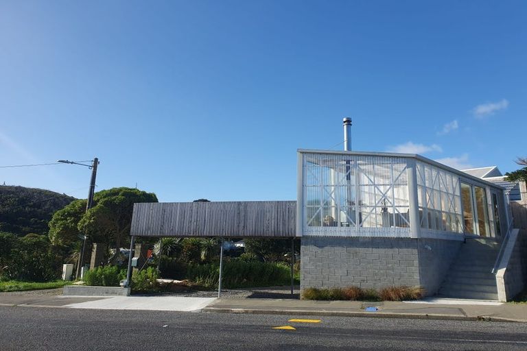 Photo of property in 3/27 Buckley Road, Southgate, Wellington, 6023