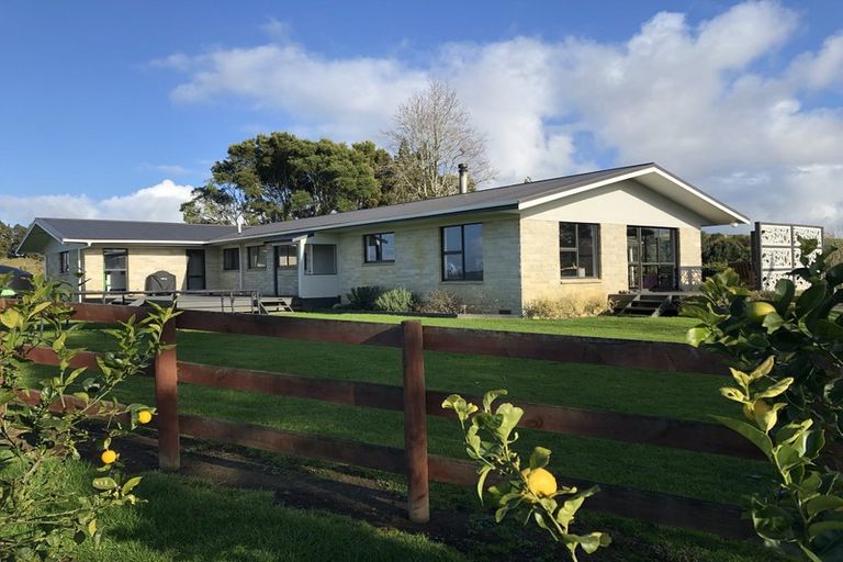 Photo of property in 63 Bluff Road, Pokeno, 2471