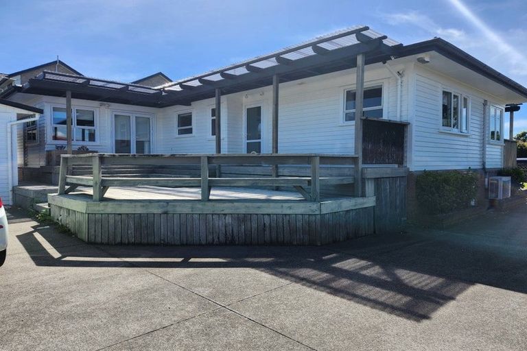 Photo of property in 112 Princes Street, Pukekohe, 2120