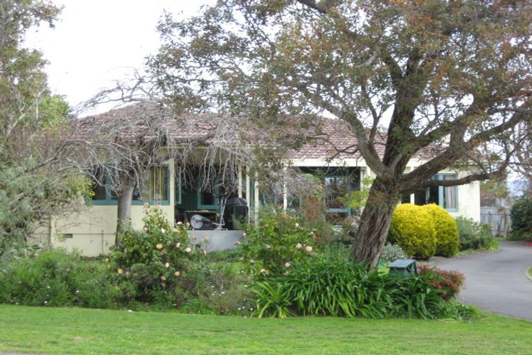 Photo of property in 24 Tauroa Road, Havelock North, 4130