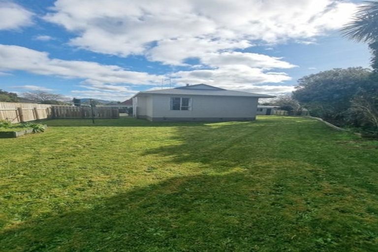 Photo of property in 23 Rewarewa Street, Owhata, Rotorua, 3010