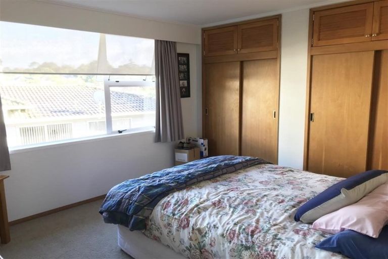 Photo of property in 61 Sheridan Drive, New Lynn, Auckland, 0600