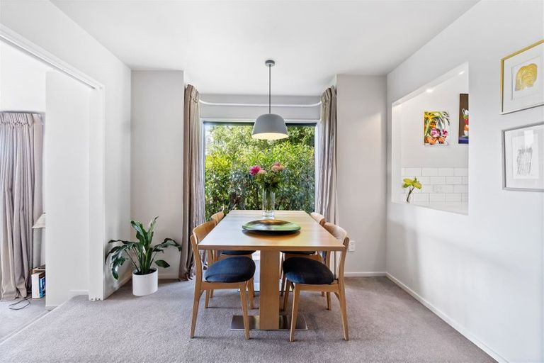 Photo of property in 8 Rhodesvale Terrace, Cashmere, Christchurch, 8022