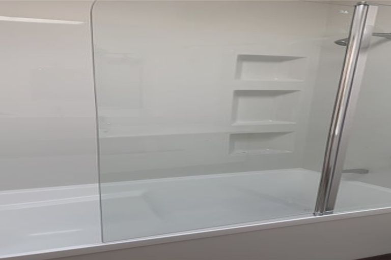 Photo of property in 70 Nimmo Avenue East, Waikanae, 5036