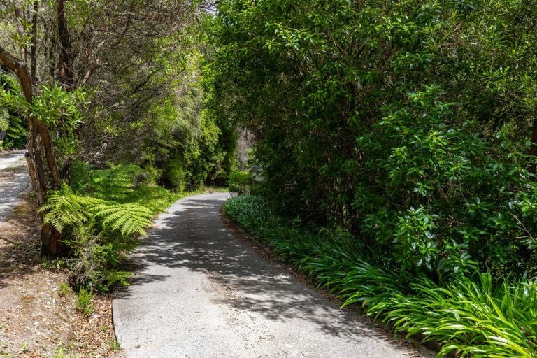 Photo of property in 257 Queen Charlotte Drive, Havelock, 7281