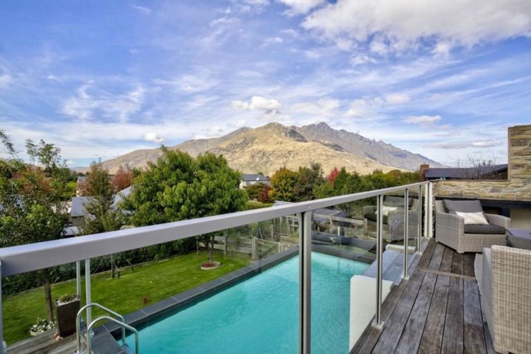 Photo of property in 2 Lindmore Lane, Lower Shotover, Queenstown, 9371