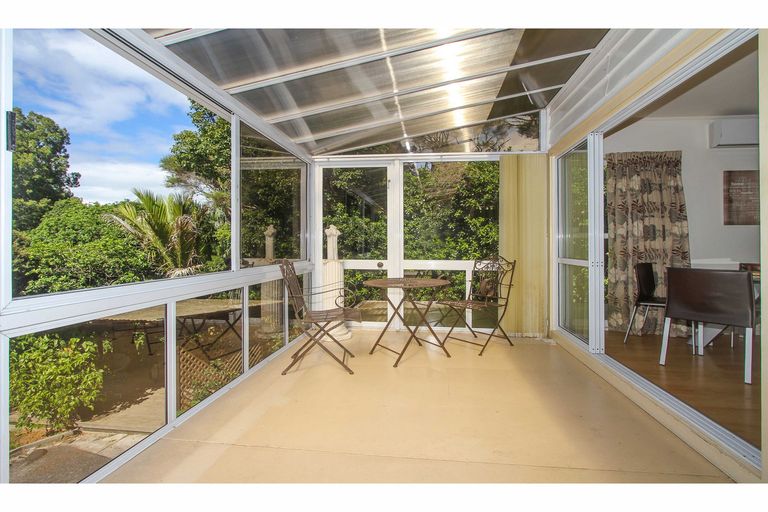 Photo of property in 1/19 Mcdowell Crescent, Hillcrest, Auckland, 0627