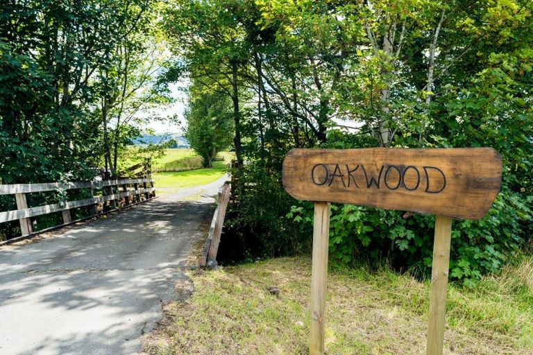 Photo of property in 320 Gladstone Road South, East Taieri, Mosgiel, 9092