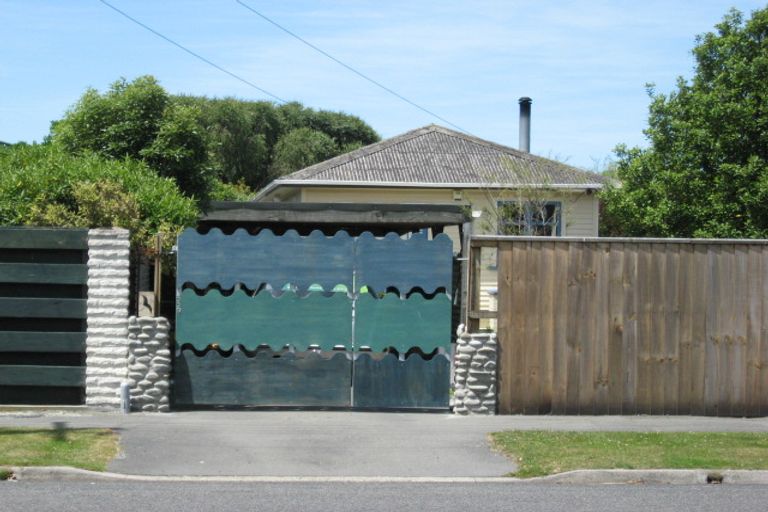 Photo of property in 339 Estuary Road, South New Brighton, Christchurch, 8062