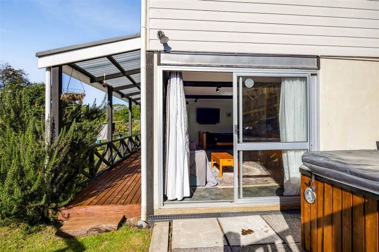 Photo of property in 14 Antonia Place, Bell Block, New Plymouth, 4312