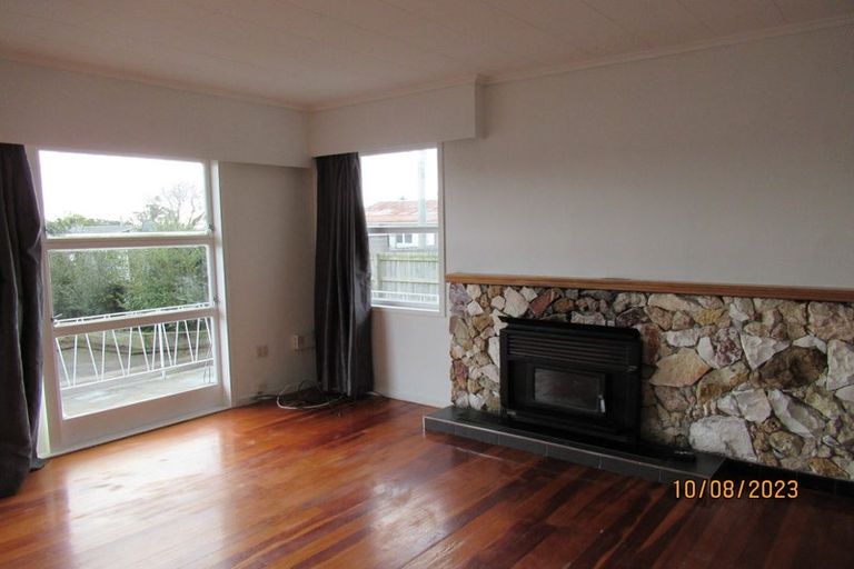 Photo of property in 55a View Road, Henderson, Auckland, 0612