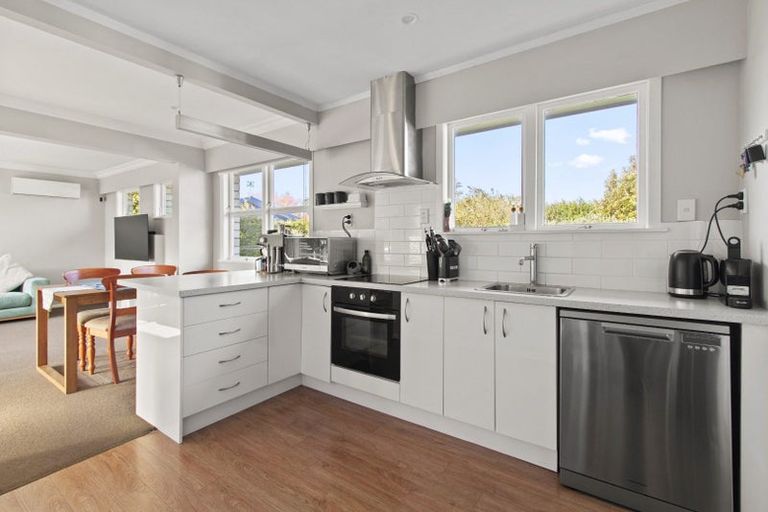 Photo of property in 22a Duncan Road, St Andrews, Hamilton, 3200