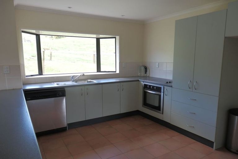Photo of property in 200 Totara Road, Ararimu, Drury, 2579