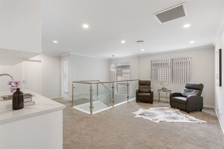Photo of property in 39 Cloonlyon Drive, Flat Bush, Auckland, 2019