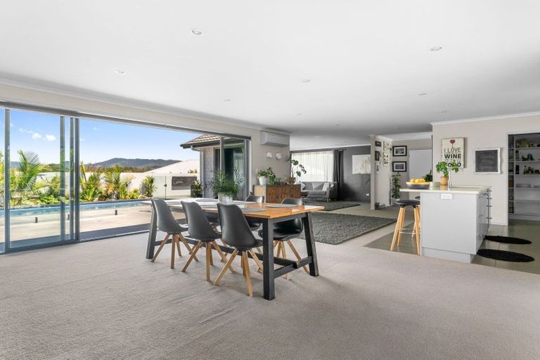 Photo of property in 70 Jack Boyd Drive, Mangawhai Heads, Kaiwaka, 0573