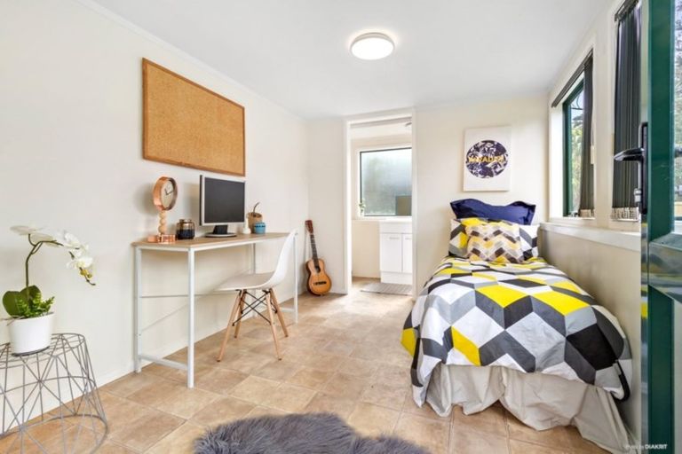 Photo of property in 21 Te Wiata Place, Avondale, Auckland, 1026