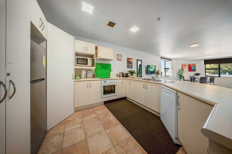 Photo of property in 47/3 Maunganui Road, Mount Maunganui, 3116