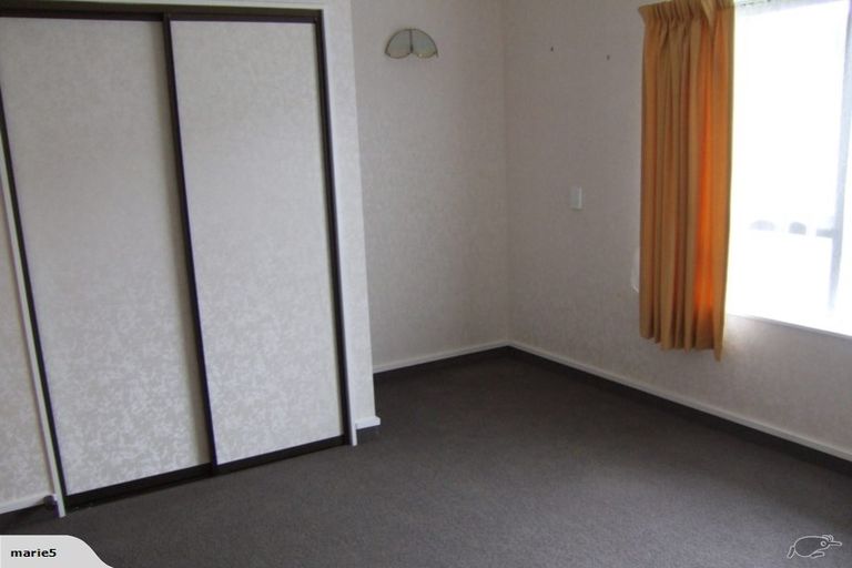 Photo of property in 7/2 Broadway, Waitara, 4320