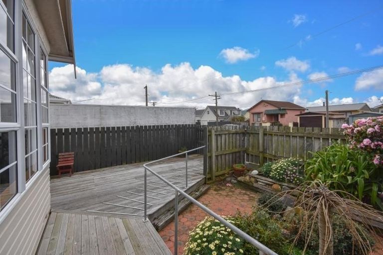 Photo of property in 58 Bird Street, Saint Kilda, Dunedin, 9012