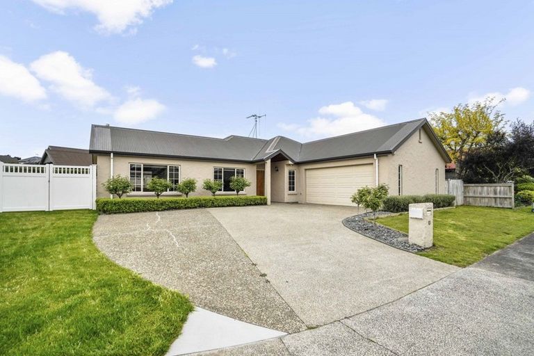 Photo of property in 18 Roderick Place, Rototuna, Hamilton, 3210