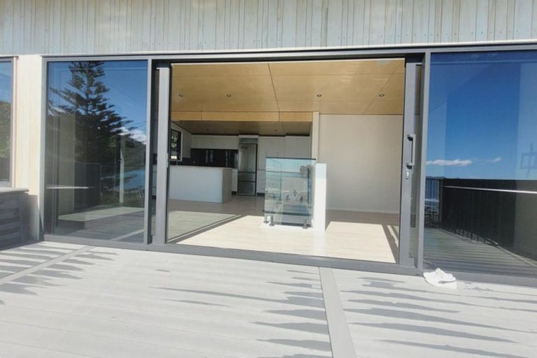 Photo of property in 32 Ocean Parade, Pukerua Bay, 5026