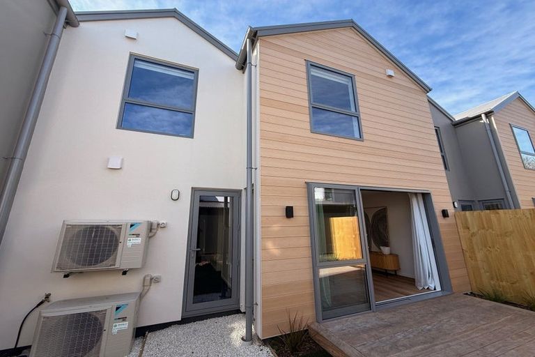 Photo of property in 112b Edgeware Road, St Albans, Christchurch, 8014