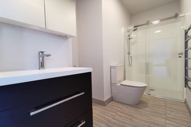 Photo of property in 6/2 Hindmarsh Street, Johnsonville, Wellington, 6037