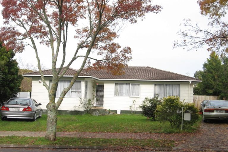Photo of property in 38 Lisa Rise, Half Moon Bay, Auckland, 2012