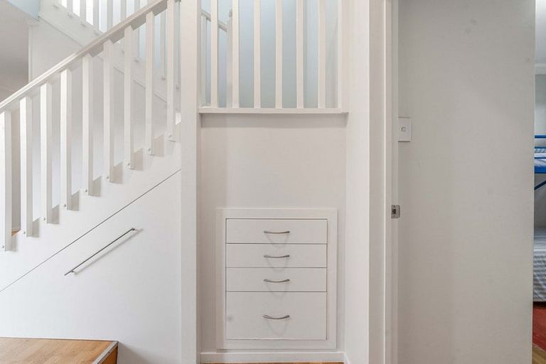 Photo of property in 112 Dickson Road, Papamoa Beach, Papamoa, 3118