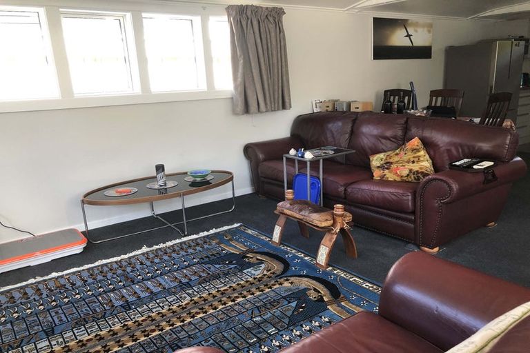 Photo of property in 1 Heatley Avenue, Hokowhitu, Palmerston North, 4410