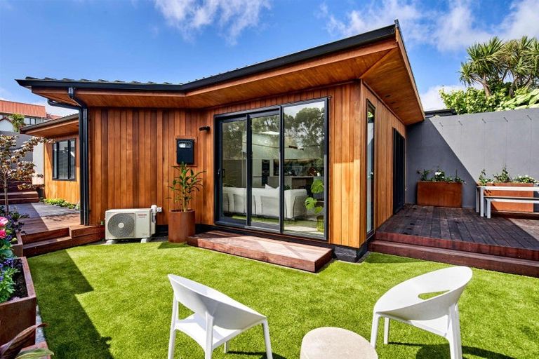 Photo of property in 11a Saint Ives Drive, Camborne, Porirua, 5026