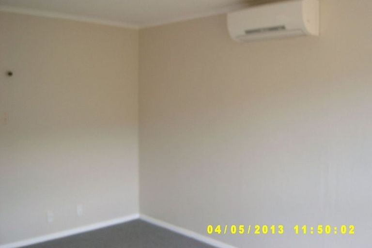 Photo of property in 2/20 Deller Grove, Silverstream, Upper Hutt, 5019