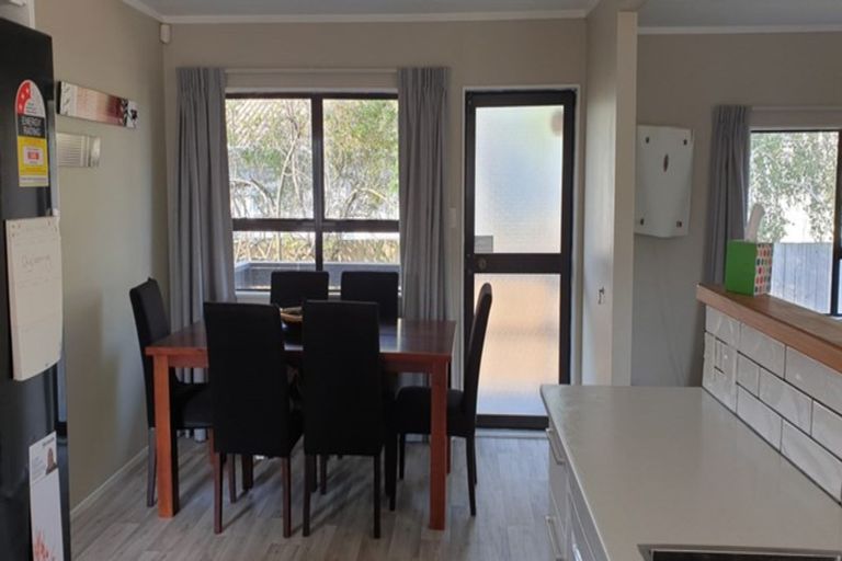 Photo of property in 8b Bedford Place, Mount Maunganui, 3116