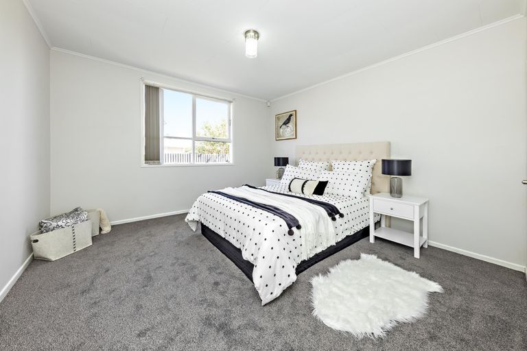 Photo of property in 13 Steven Street, Mangere East, Auckland, 2024