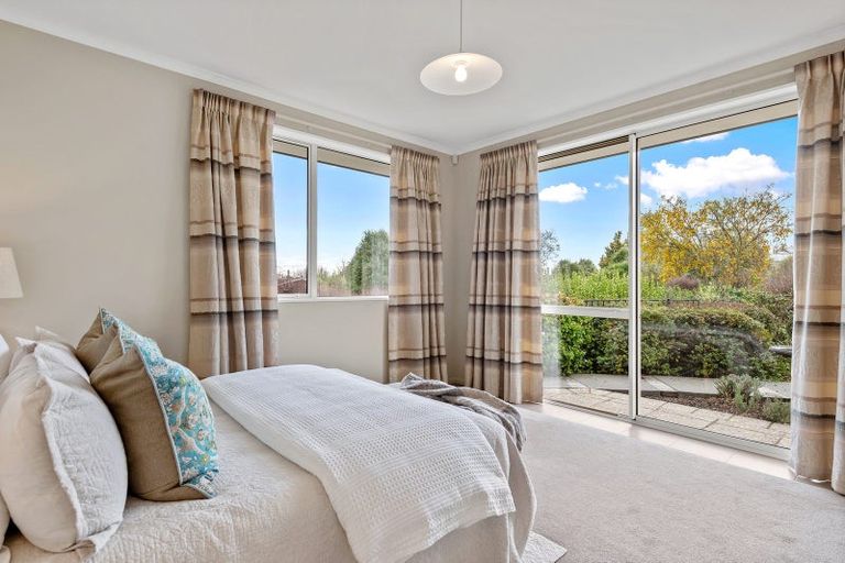 Photo of property in 14a Worsleys Road, Cracroft, Christchurch, 8025