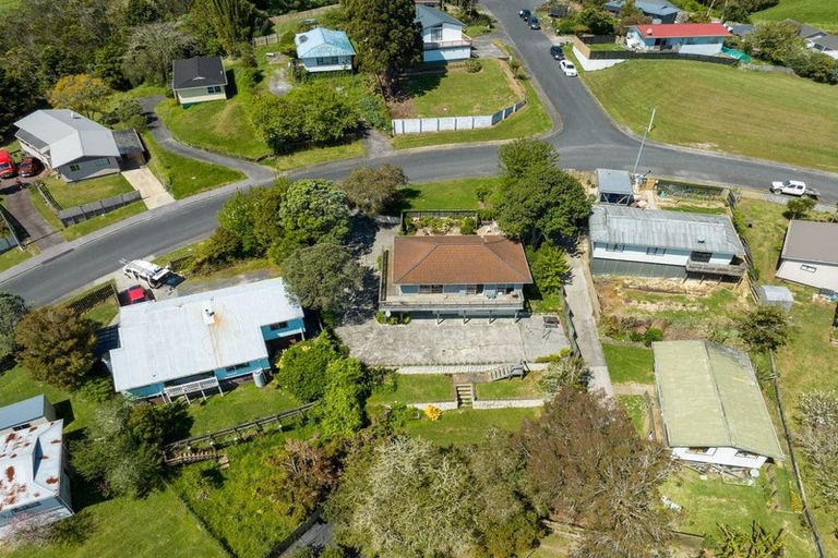 Photo of property in 14 Gill Drive, Kawakawa, 0210
