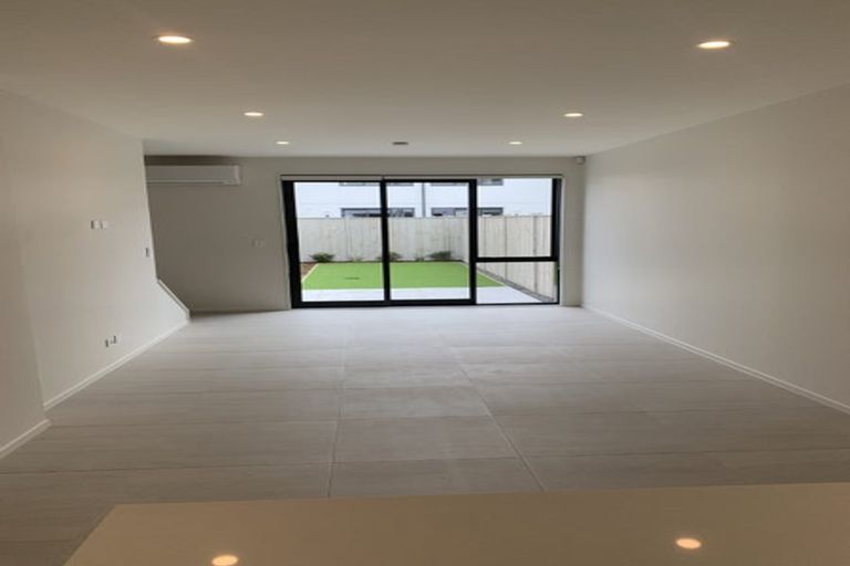 Photo of property in 87 Waituarua Drive, Takanini, Auckland, 2112