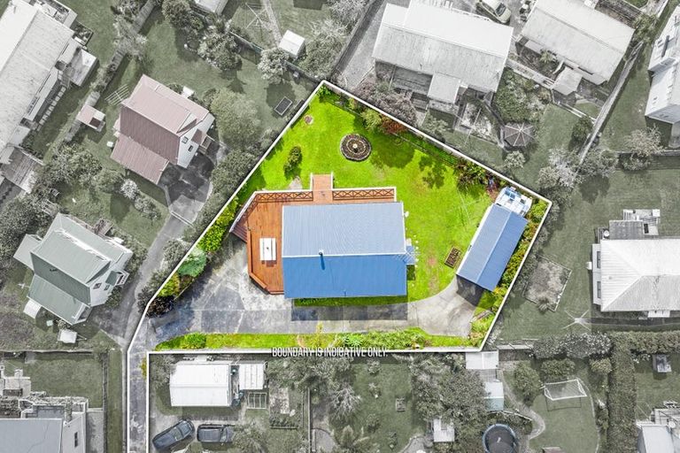 Photo of property in 22 Kawau View Road, Snells Beach, 0920