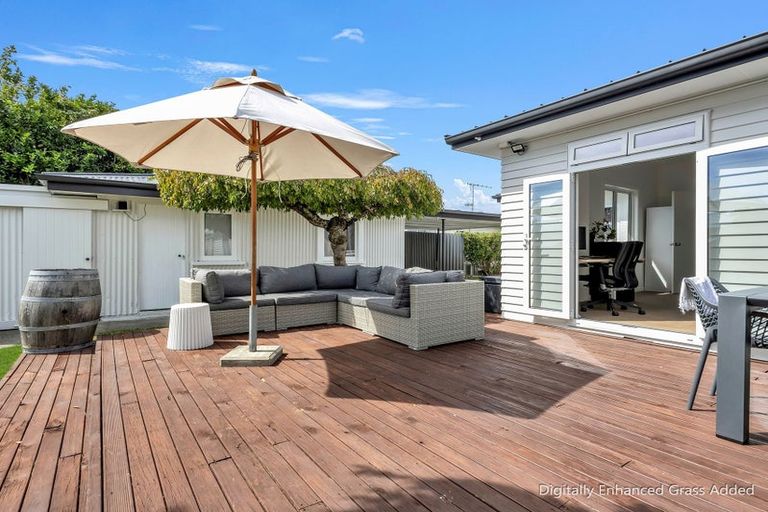 Photo of property in 215 Riverslea Road South, Akina, Hastings, 4122