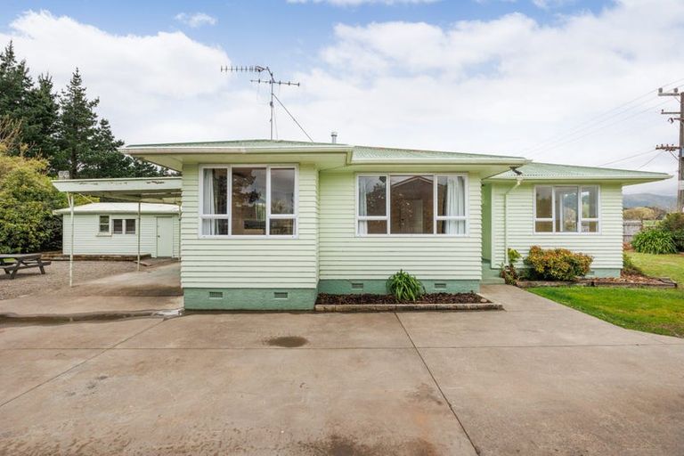 Photo of property in 39 Hewitts Road, Linton, Palmerston North, 4472