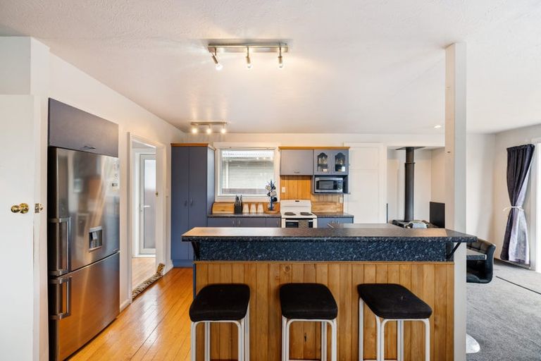 Photo of property in 131 Effingham Street, North New Brighton, Christchurch, 8083