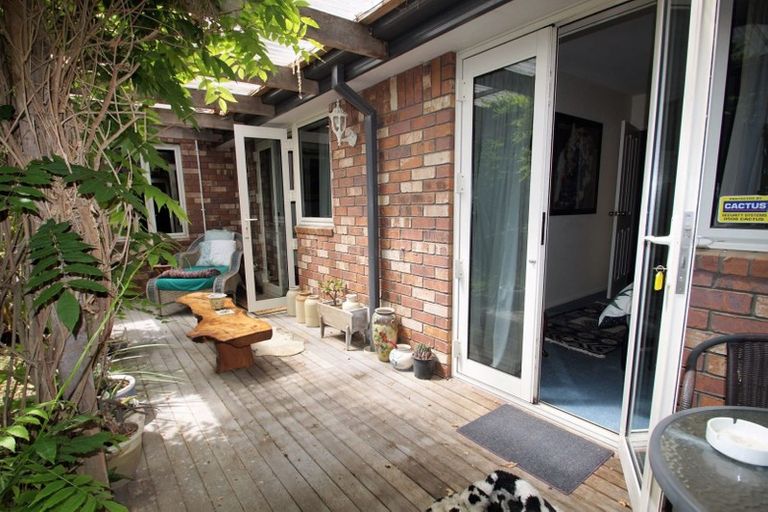 Photo of property in 1 Majestic Lane, Cashmere, Christchurch, 8022