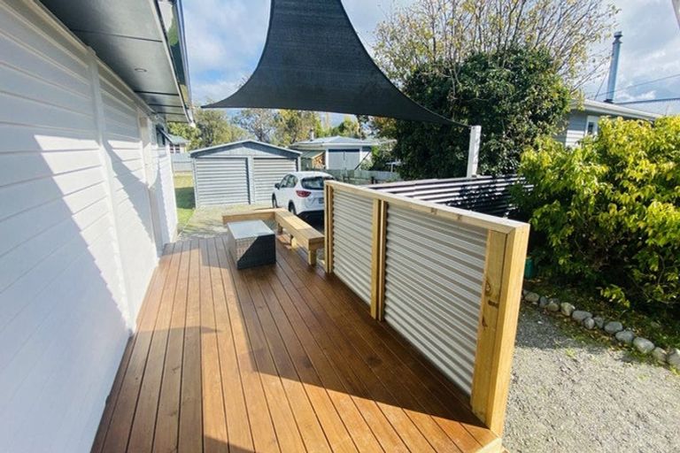 Photo of property in 43 Oxford Street, Lansdowne, Masterton, 5810