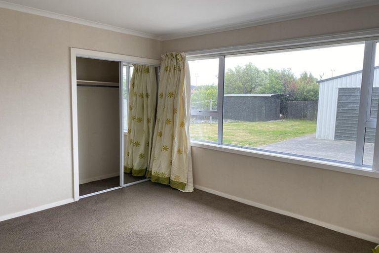 Photo of property in 119 Warren Crescent, Hillmorton, Christchurch, 8025