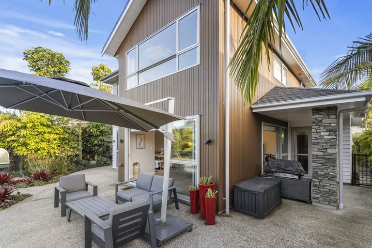 Photo of property in 284e Schnapper Rock Road, Schnapper Rock, Auckland, 0632