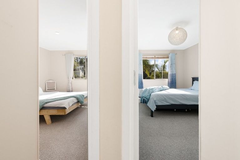 Photo of property in 2 Regatta Road, Torbay, Auckland, 0630