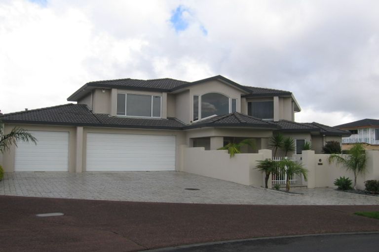 Photo of property in 77 Manor Park, Sunnyhills, Auckland, 2010