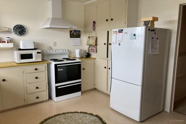 Photo of property in 12 Browns Avenue, Waimate, 7924