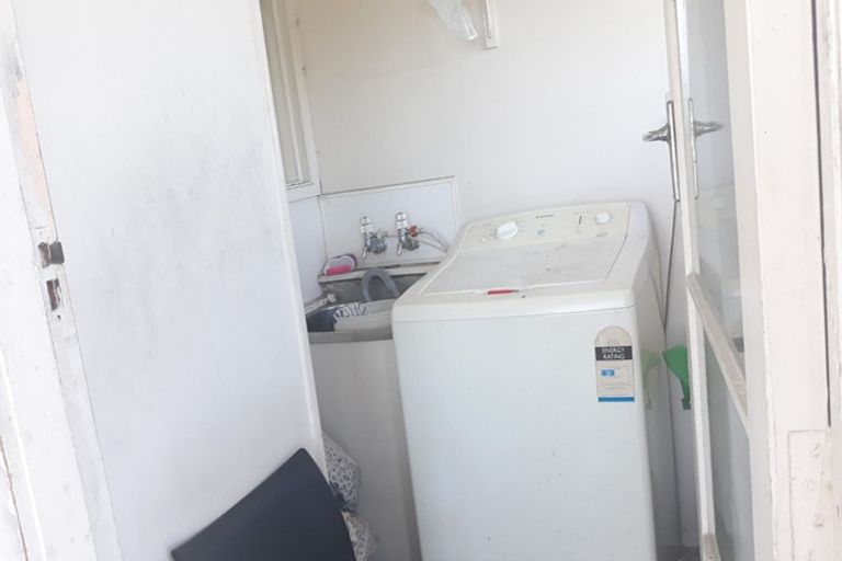 Photo of property in 21 Wakelin Road, Mangere East, Auckland, 2024